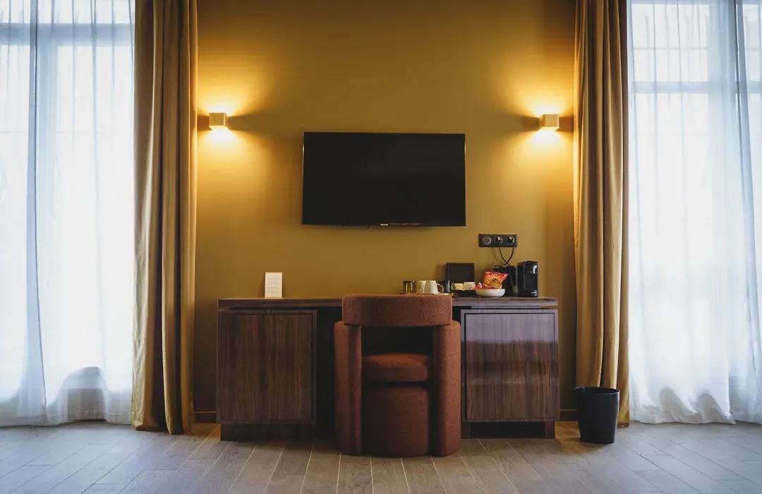 Hotel Gounod Fully Renovated-1