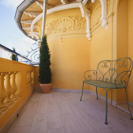 Hotel Gounod Fully Renovated-2